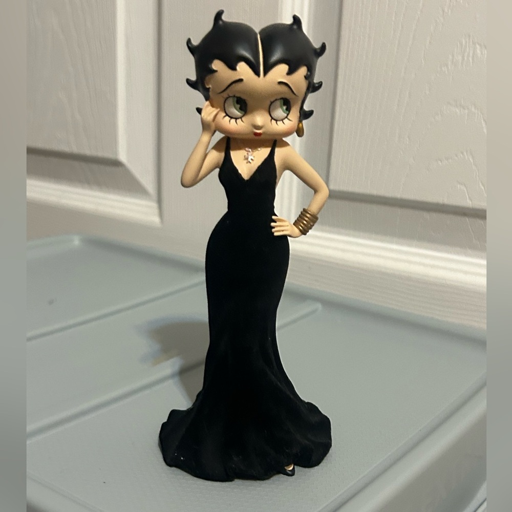 Figurine